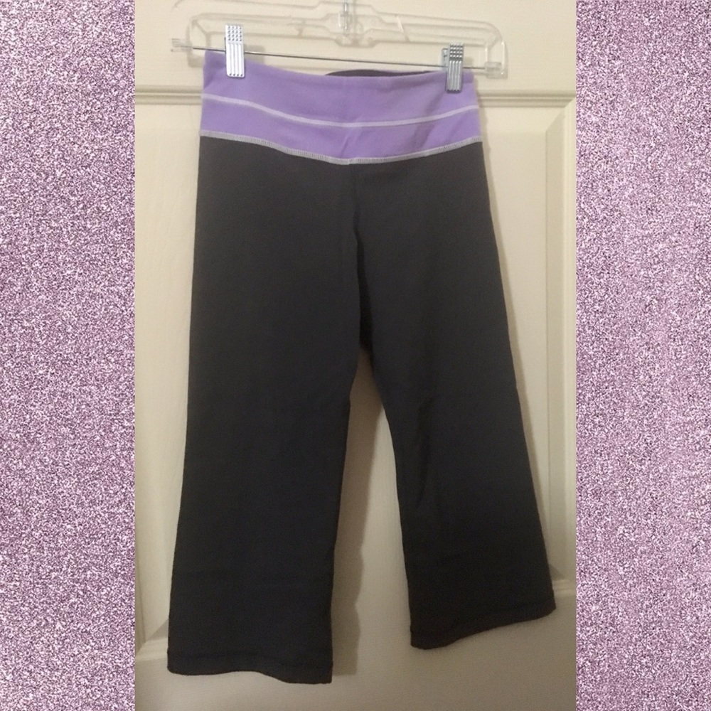 ❤️Lululemon reversible wunder under crop pants❤️
